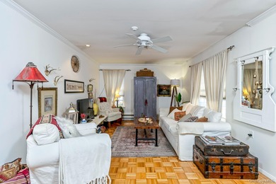 The Hampton model in Leisure Village of Ridge offers 1,400+ sq on Leisure Village Golf Course in New York - for sale on GolfHomes.com, golf home, golf lot