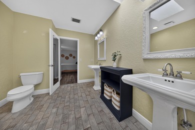 Beautiful 3 Bedroom, 3.5 Bath Condo in Deer Creek Country on Deer Creek Golf Club in Florida - for sale on GolfHomes.com, golf home, golf lot