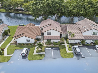 Beautiful 3 Bedroom, 3.5 Bath Condo in Deer Creek Country on Deer Creek Golf Club in Florida - for sale on GolfHomes.com, golf home, golf lot