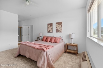 Charming 2BR/2BA Condo on the Stoneridge Golf Course - Blanchard on Stoneridge Golf Club in Idaho - for sale on GolfHomes.com, golf home, golf lot