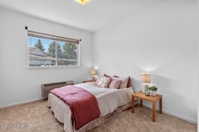 Charming 2BR/2BA Condo on the Stoneridge Golf Course - Blanchard on Stoneridge Golf Club in Idaho - for sale on GolfHomes.com, golf home, golf lot