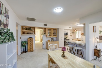 What a bright, cheery deceptively large home in beautiful Sun on Sun City Country Club in Arizona - for sale on GolfHomes.com, golf home, golf lot