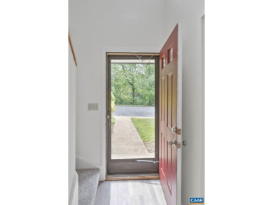 Light filled 2 bedroom 2 story townhome.  2 Bedrooms  1.5 baths on Meadowcreek Golf Course in Virginia - for sale on GolfHomes.com, golf home, golf lot