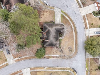 *New roof in May 2025* This ranch style home is nestled on a on Crowfield Golf and Country Club in South Carolina - for sale on GolfHomes.com, golf home, golf lot