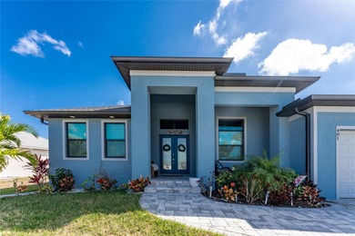 Car enthusiasts and nature lovers--don't miss this beautifully on Rotonda Golf and Country Club - Long Marsh  in Florida - for sale on GolfHomes.com, golf home, golf lot