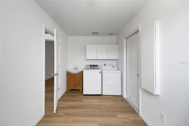 Buyer's financing fell through-HOME APPRAISED OUT-INSPECTION and on The Links of Spruce Creek in Florida - for sale on GolfHomes.com, golf home, golf lot