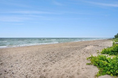 PRIVATE BEACH ACCESS! Build your dream home in the highly on South Haven Golf Club in Michigan - for sale on GolfHomes.com, golf home, golf lot