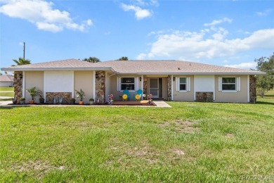 Welcome to your Nature Coast Florida home! Nestled on a 1-acre on Citrus Hills Golf Club in Florida - for sale on GolfHomes.com, golf home, golf lot