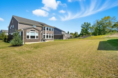 Come Live and Play don't wait to live in this nearly new, 3 on Shaker Run Golf Club  in Ohio - for sale on GolfHomes.com, golf home, golf lot