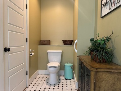 3 bedroom/2.5 bath ranch home situated on just over 1/2 an acre on Glade Springs Resort Golf Course in West Virginia - for sale on GolfHomes.com, golf home, golf lot