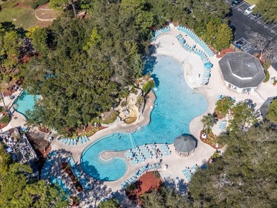 Welcome to a truly one-of-a-kind 2-bedroom, 2-bath, 1,210 sq ft on Innisbrook Resort and Golf Club in Florida - for sale on GolfHomes.com, golf home, golf lot