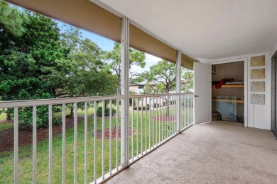 Easy, Peaceful Living in Charming Little Club - Perfect for the on The Little Club in Florida - for sale on GolfHomes.com, golf home, golf lot