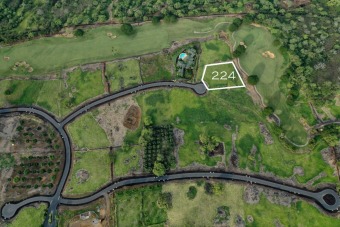 Hokulia Phase 1, Lot 224. This expansive Developer Lot has been on Club At Hokulia in Hawaii - for sale on GolfHomes.com, golf home, golf lot