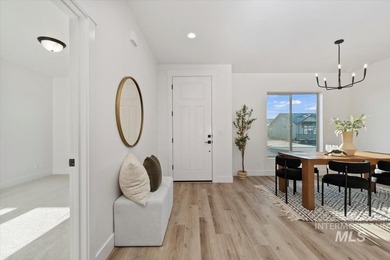 This 1,688 sq. ft., 3-bedroom, 2-bathroom patio home with a on Falcon Crest Golf Club in Idaho - for sale on GolfHomes.com, golf home, golf lot