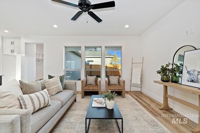 This 1,688 sq. ft., 3-bedroom, 2-bathroom patio home with a on Falcon Crest Golf Club in Idaho - for sale on GolfHomes.com, golf home, golf lot