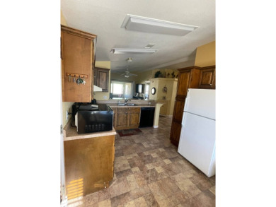 #2 This Beautiful 2 bedroom, 2 bath 1998 Cavco Papago home is on Mountain Brook Golf Club in Arizona - for sale on GolfHomes.com, golf home, golf lot