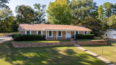 Truly exceptional and totally remodeled home with 2500+ sq. ft on Meadowbrook Country Club in Texas - for sale on GolfHomes.com, golf home, golf lot