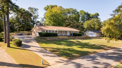 Truly exceptional and totally remodeled home with 2500+ sq. ft on Meadowbrook Country Club in Texas - for sale on GolfHomes.com, golf home, golf lot