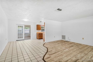 VERY CLEAN & MOVE IN CONDITION! One Or More Photo(s) Are on Brentwood Farms Golf Club in Florida - for sale on GolfHomes.com, golf home, golf lot