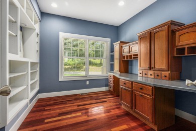 This stunning 5 bed, 4 bath home is ready for new owners! This on Lynx Golf Course in Michigan - for sale on GolfHomes.com, golf home, golf lot