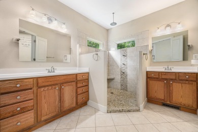 This stunning 5 bed, 4 bath home is ready for new owners! This on Lynx Golf Course in Michigan - for sale on GolfHomes.com, golf home, golf lot