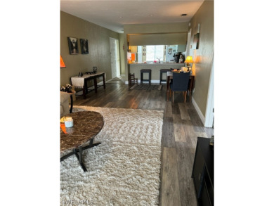 ATTENTION INVESTORS! This lovely 2nd floor, end-unit condo is on El Rio Golf Course and Club in Florida - for sale on GolfHomes.com, golf home, golf lot