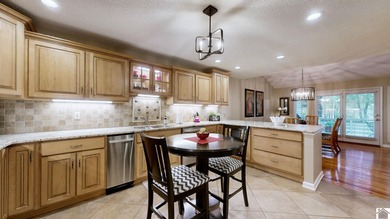 Welcome to life on the fairway--literally. This 3 bed, 2 bath, 2 on Country Club of Paducah in Kentucky - for sale on GolfHomes.com, golf home, golf lot