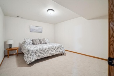 Here is a beautifully maintained ranch-style condo nestled in on Hunters Ridge Golf Course in Iowa - for sale on GolfHomes.com, golf home, golf lot