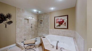 Welcome to life on the fairway--literally. This 3 bed, 2 bath, 2 on Country Club of Paducah in Kentucky - for sale on GolfHomes.com, golf home, golf lot