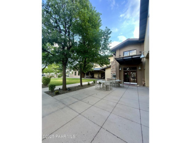 Turnkey! This beautifully maintained 2 bed, 2 bath single-level on StoneRidge Golf Course in Arizona - for sale on GolfHomes.com, golf home, golf lot
