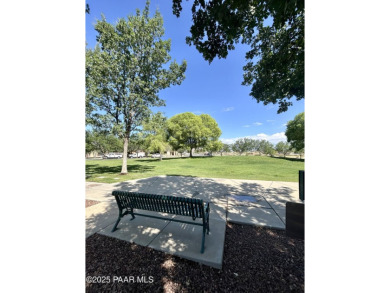 Turnkey! This beautifully maintained 2 bed, 2 bath single-level on StoneRidge Golf Course in Arizona - for sale on GolfHomes.com, golf home, golf lot