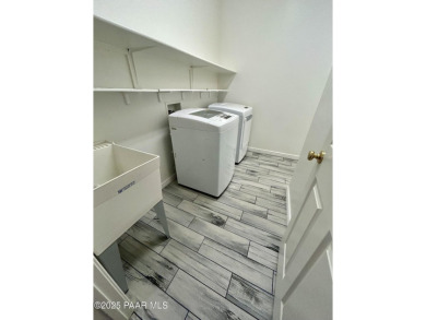 Turnkey! This beautifully maintained 2 bed, 2 bath single-level on StoneRidge Golf Course in Arizona - for sale on GolfHomes.com, golf home, golf lot