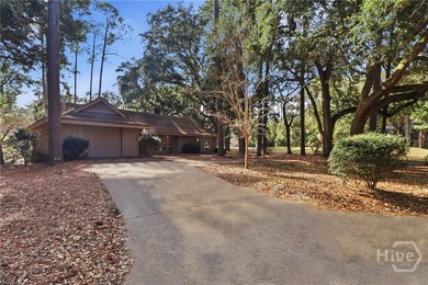 WELCOME TO THE BEAUTIFUL LANDINGS COMMUNITY. THIS WARM & on The Landings Club - Magnolia in Georgia - for sale on GolfHomes.com, golf home, golf lot