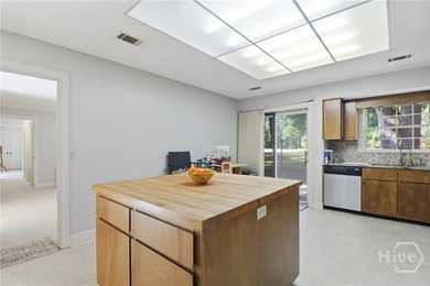 WELCOME TO THE BEAUTIFUL LANDINGS COMMUNITY. THIS WARM & on The Landings Club - Magnolia in Georgia - for sale on GolfHomes.com, golf home, golf lot