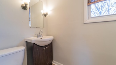 4 bedroom reverse bi-level home situated on almost a HALF ACRE on Innsbrook Country Club in Indiana - for sale on GolfHomes.com, golf home, golf lot