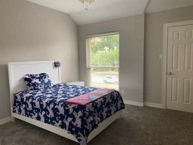 Beautiful 5 bedroom 4 bath home with backyard oasis! Nestled in on Bridlewood Golf Course in Texas - for sale on GolfHomes.com, golf home, golf lot