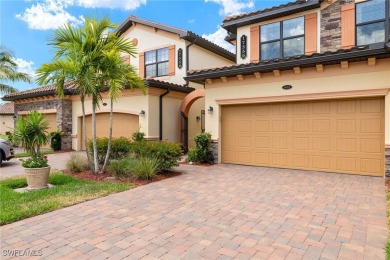COME SEE THIS *WOW* COACH HOME!! This is an impressive second on Bonita National Golf Course in Florida - for sale on GolfHomes.com, golf home, golf lot