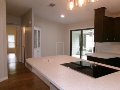 Adorable Move-In Ready Home with Many Upgraded Features! Comes on Tomoka Oaks Golf and Country Club in Florida - for sale on GolfHomes.com, golf home, golf lot