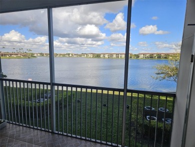 Beautiful  renovated apartm in Pembroke Pines. Stunning on Flamingo Lakes Country Club in Florida - for sale on GolfHomes.com, golf home, golf lot