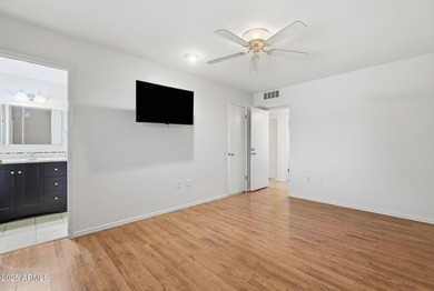 Move-in ready and freshly painted in November, this charming on PalmBrook Country Club in Arizona - for sale on GolfHomes.com, golf home, golf lot