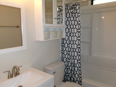 Adorable Move-In Ready Home with Many Upgraded Features! Comes on Tomoka Oaks Golf and Country Club in Florida - for sale on GolfHomes.com, golf home, golf lot