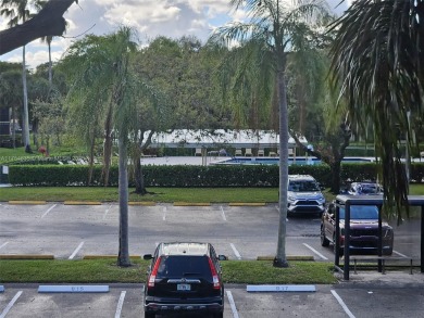 Beautiful  renovated apartm in Pembroke Pines. Stunning on Flamingo Lakes Country Club in Florida - for sale on GolfHomes.com, golf home, golf lot