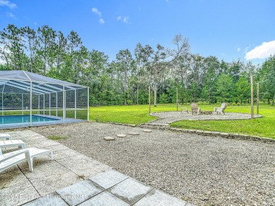 Fall in love with this picturesque 4 bedrooms, 2 bath, 2 car on Citrus Hills Golf Club in Florida - for sale on GolfHomes.com, golf home, golf lot