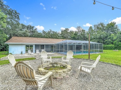 Fall in love with this picturesque 4 bedrooms, 2 bath, 2 car on Citrus Hills Golf Club in Florida - for sale on GolfHomes.com, golf home, golf lot