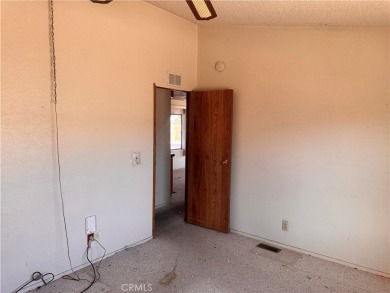 Welcome to this spacious 2-bedroom, 2-bath mobile home offering on The Club At Shenandoah Springs in California - for sale on GolfHomes.com, golf home, golf lot