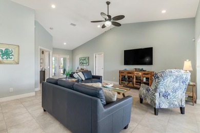 CANAL-FRONT LIVING WITH GREAT INCOME POTENTIAL!

Imagine on Rotonda Golf and Country Club - Long Marsh  in Florida - for sale on GolfHomes.com, golf home, golf lot