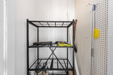 Welcome to carefree living in this charming 1-bedroom on Country Club At Silver Springs Shores in Florida - for sale on GolfHomes.com, golf home, golf lot