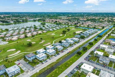 This beautifully updated 2 bedroom, 2 bathroom first-floor condo on Kings Point Golf -Flanders Way in Florida - for sale on GolfHomes.com, golf home, golf lot