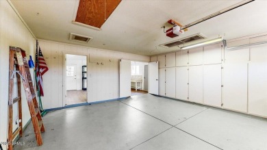 Beautifully renovated home on an excellent interior lot.  Inside on Sun City Lakes West and East in Arizona - for sale on GolfHomes.com, golf home, golf lot