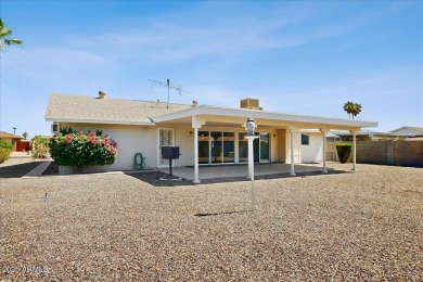 Beautifully renovated home on an excellent interior lot.  Inside on Sun City Lakes West and East in Arizona - for sale on GolfHomes.com, golf home, golf lot